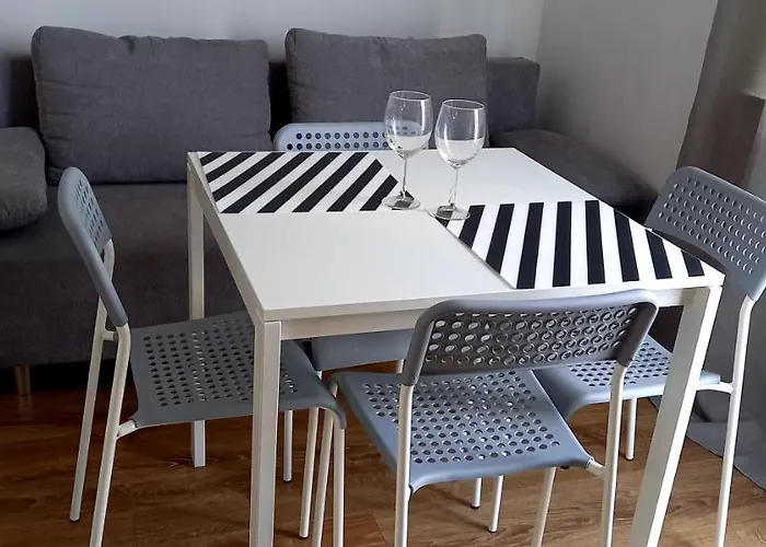 Self Check-in Targi Mtp Airport Szpital P Appartement