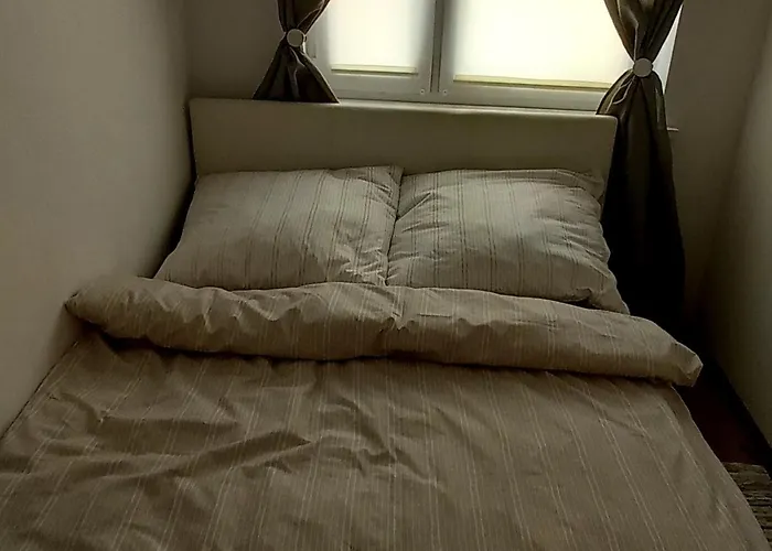 Appartement Self Check-in Targi Mtp Airport Szpital P